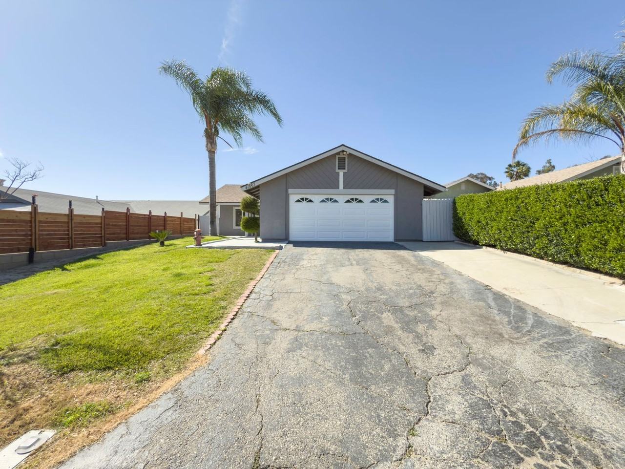 41867 5th St - Photo 2 of 39