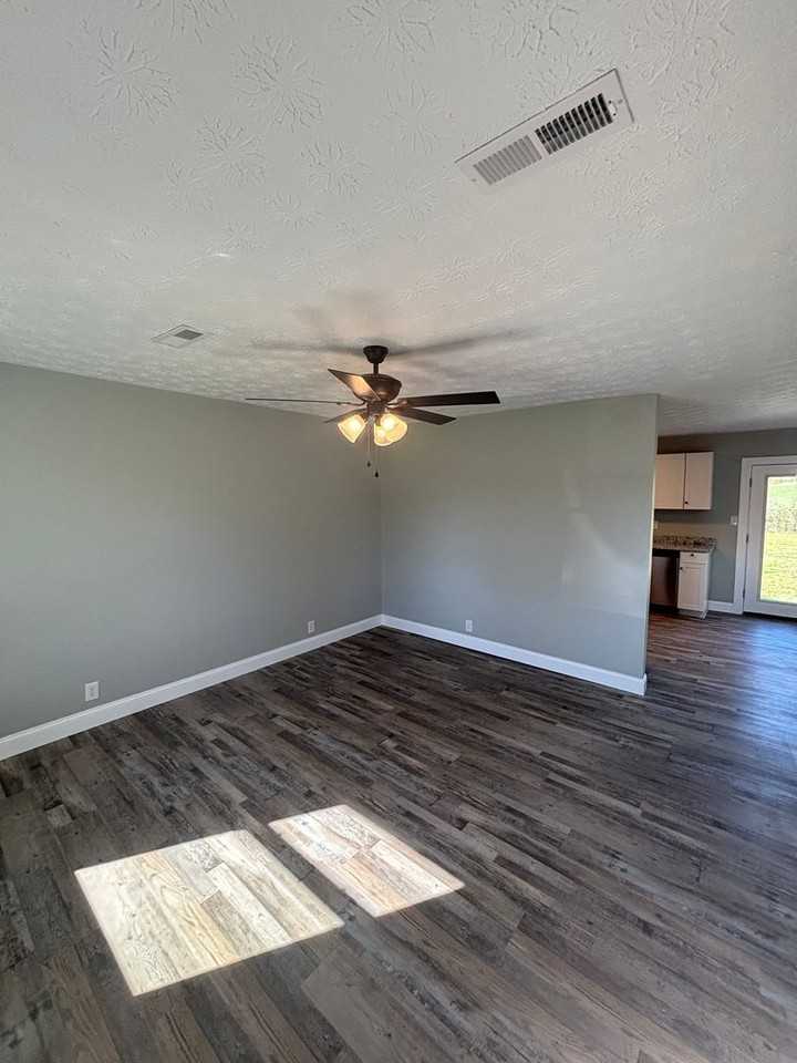 368 Keener Rd - Photo 2 of 23