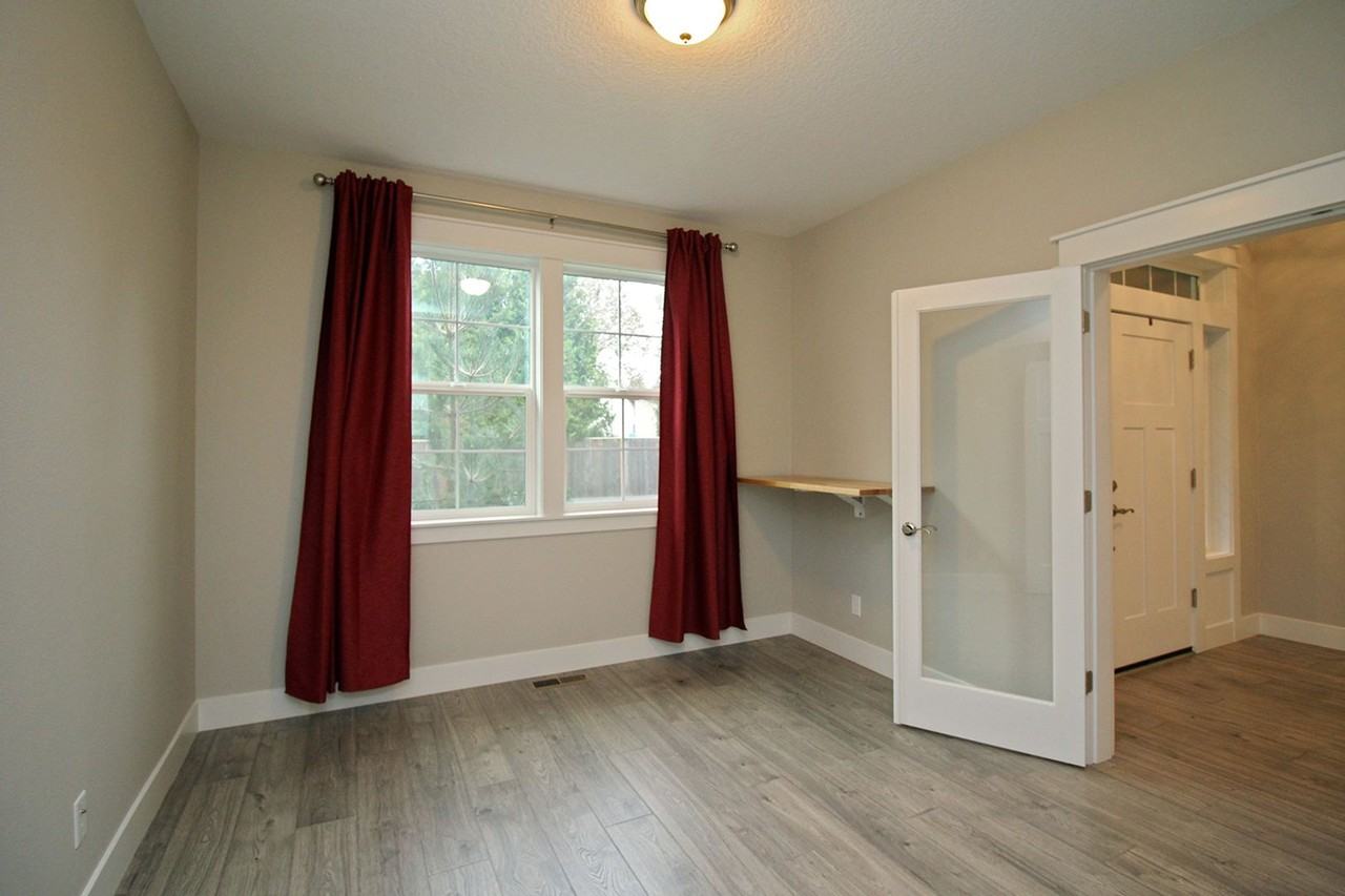 19304 Sw Magnolia Ln - Photo 5 of 39