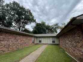 1022 N Parker Rd A-D - Photo 1 of 1