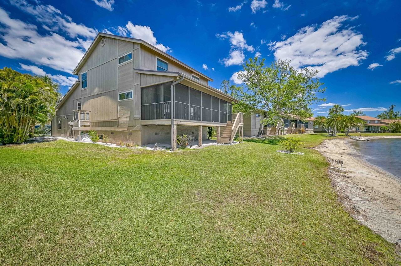 17817 Port Boca Cir - Photo 3 of 32