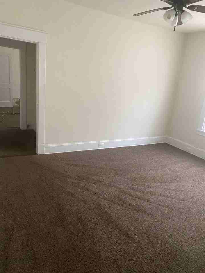 2710 Garland Avenue - Photo 4 of 23