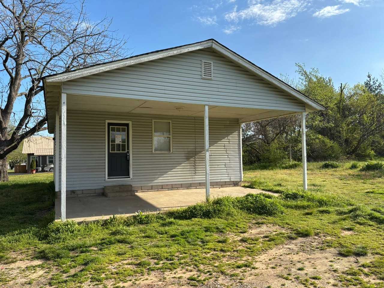 508 1/2 Sugar Hill Rd - Photo 2 of 13