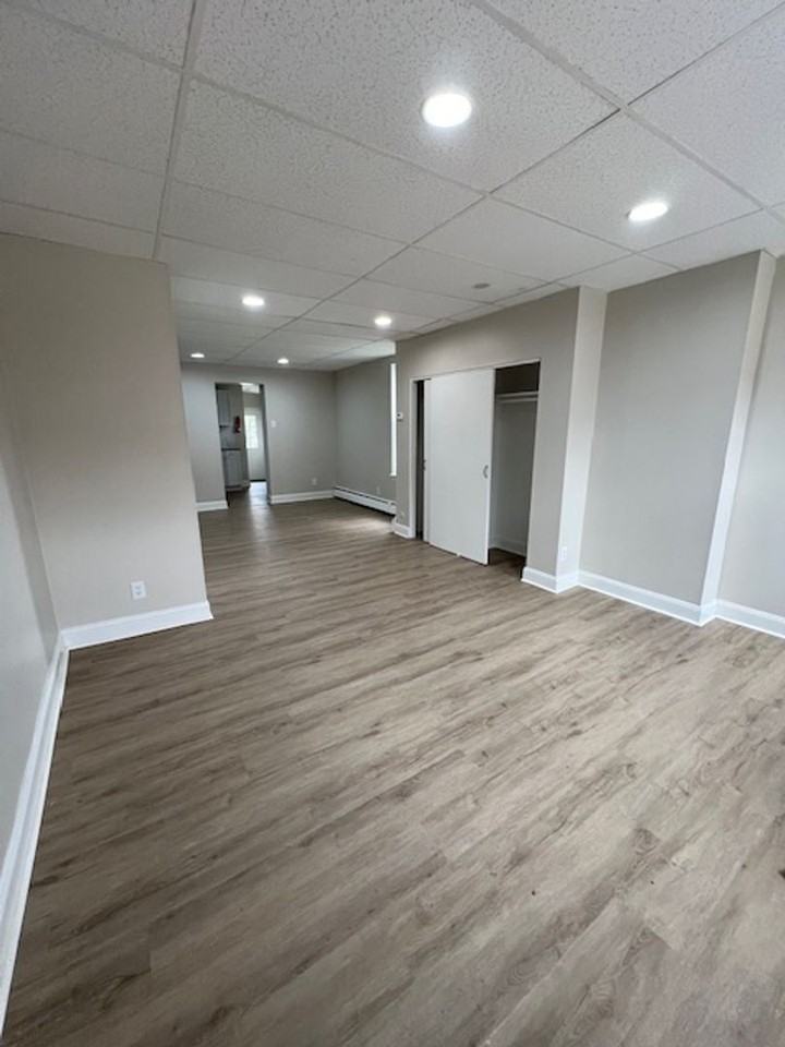 814 South St - Photo 2 of 22