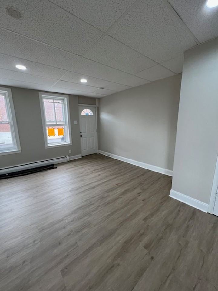 814 South St - Photo 3 of 22