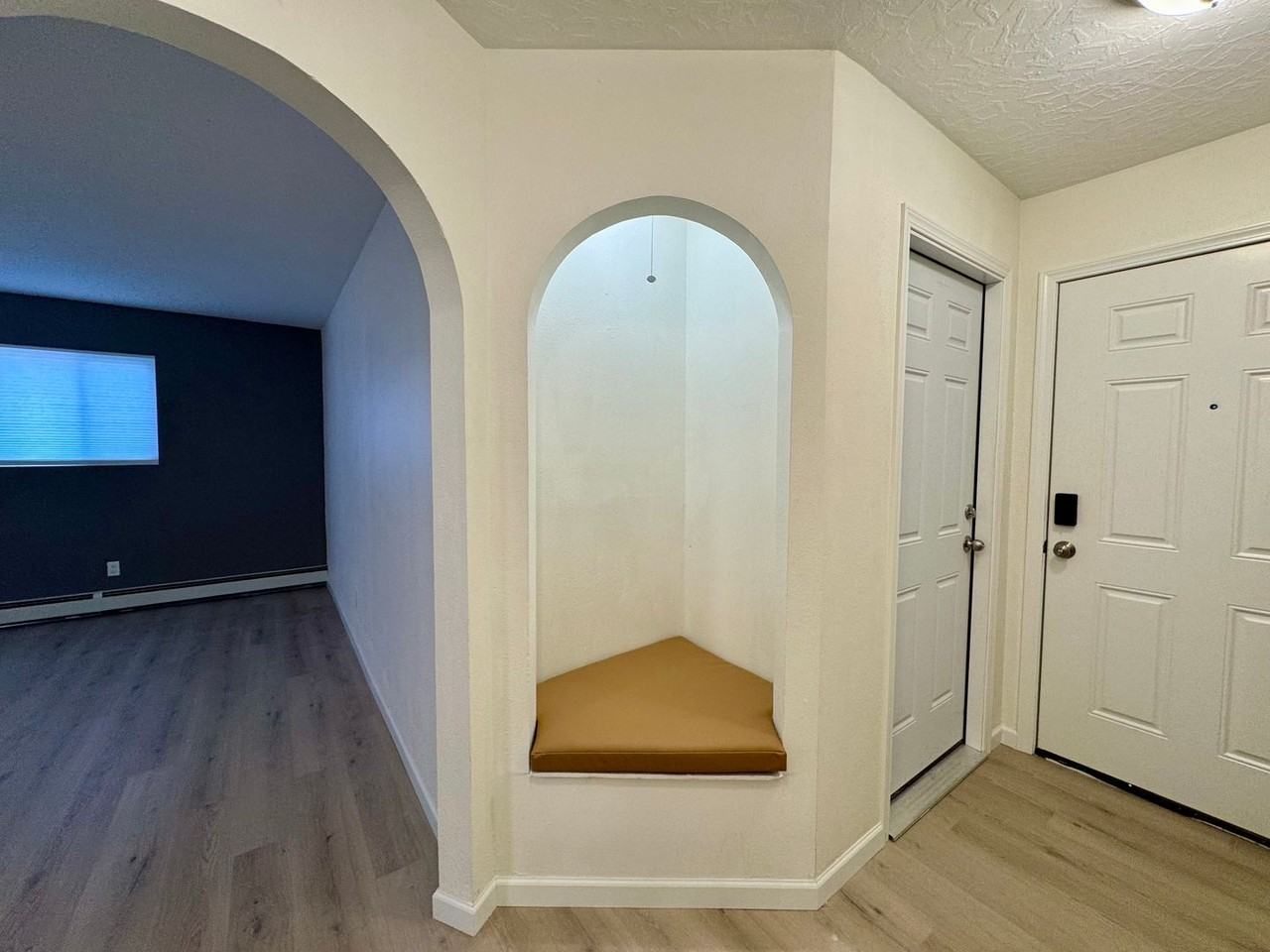 136 Trumpeter Ave - Photo 7 of 15
