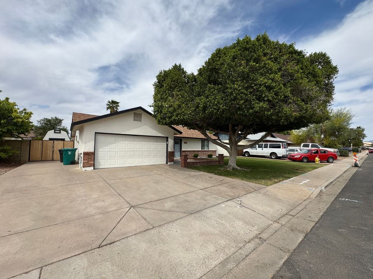 6436 E Fairfield St - Photo 2 of 15