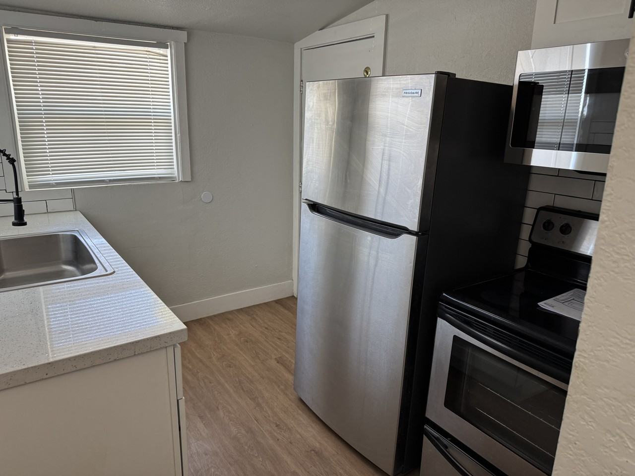 333 S Main Ave #1 - Photo 2 of 9