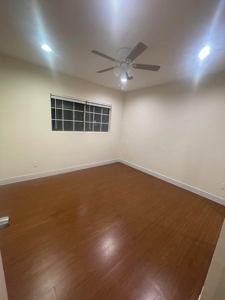 260 S Avenue 50 #212 - Photo 3 of 8