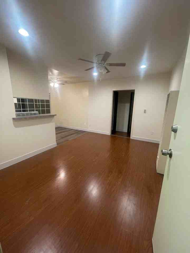 260 S Avenue 50 #212 - Photo 6 of 8