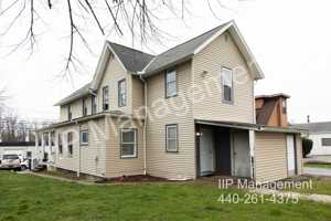 featured image of 579 Broadway Ave #3