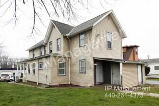 579 Broadway Ave #3 - Photo 1 of 1