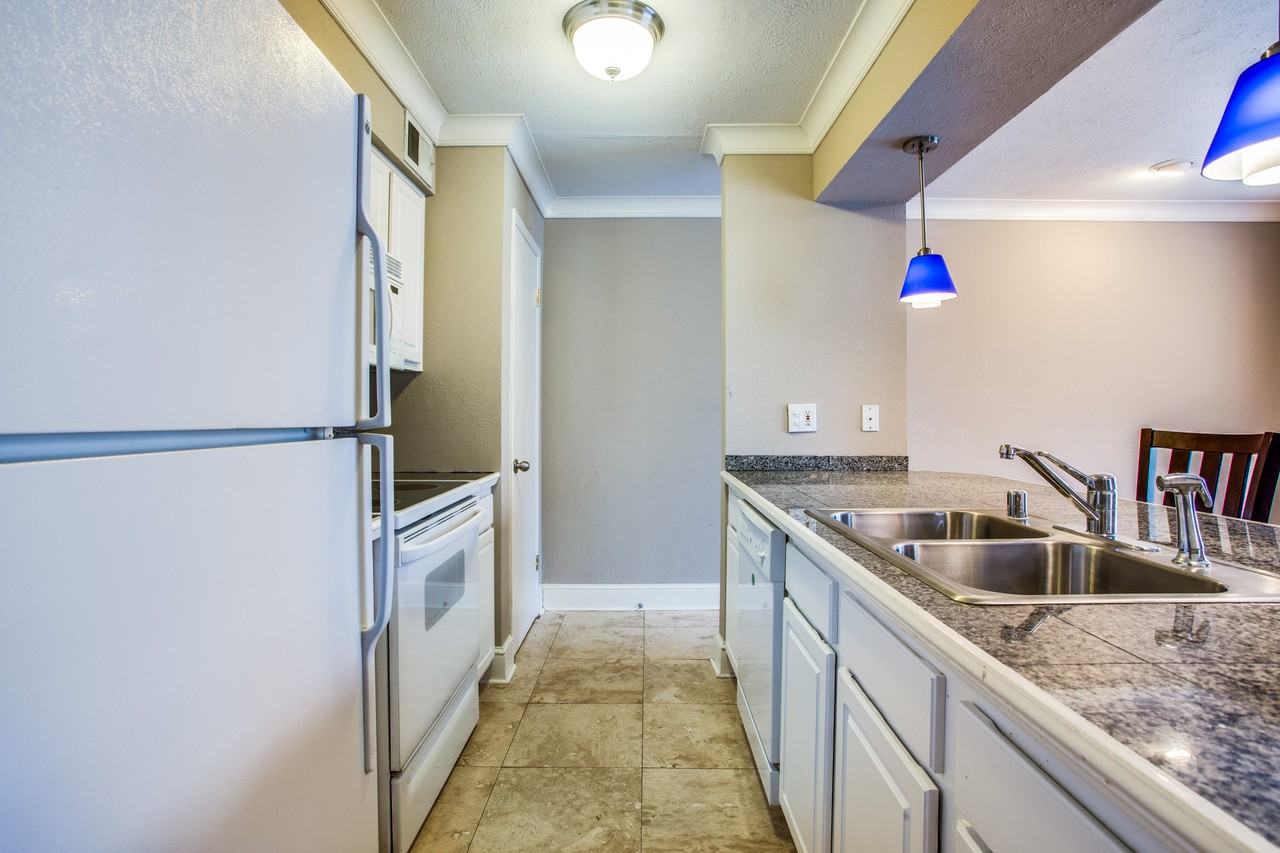 5937 E University Blvd #227 - Photo 3 of 17