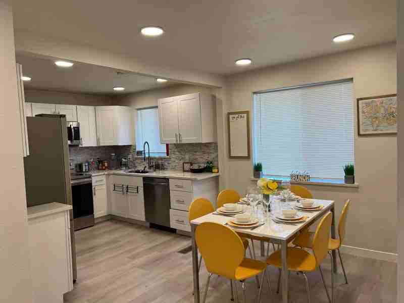 2761 N Clayton St - Photo 3 of 15