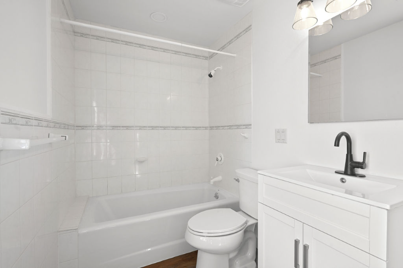 233055 Schoolhouse Ln - Photo 2 of 20