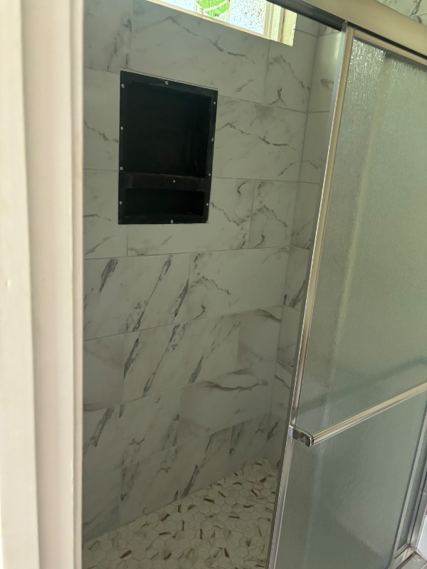 660 Wingate St - Photo 4 of 7