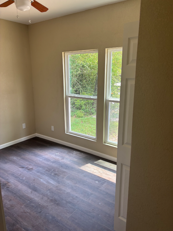 660 Wingate St - Photo 6 of 7