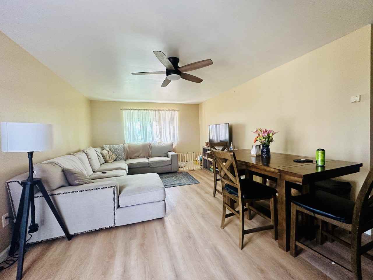 924 Georgia Street - Photo 3 of 12