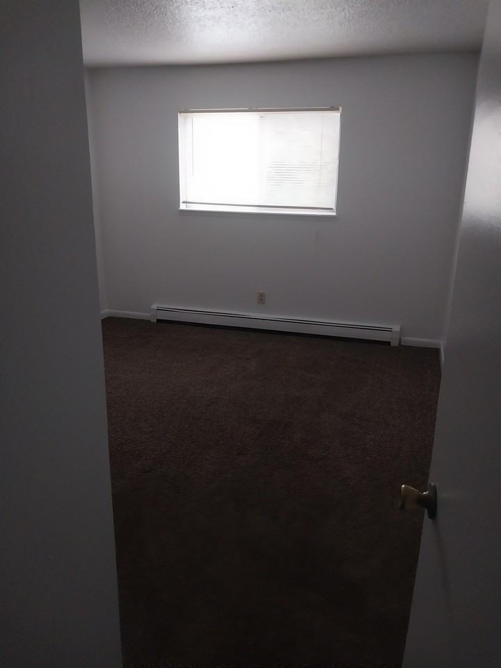 595 Wagner DR. - Photo 5 of 50