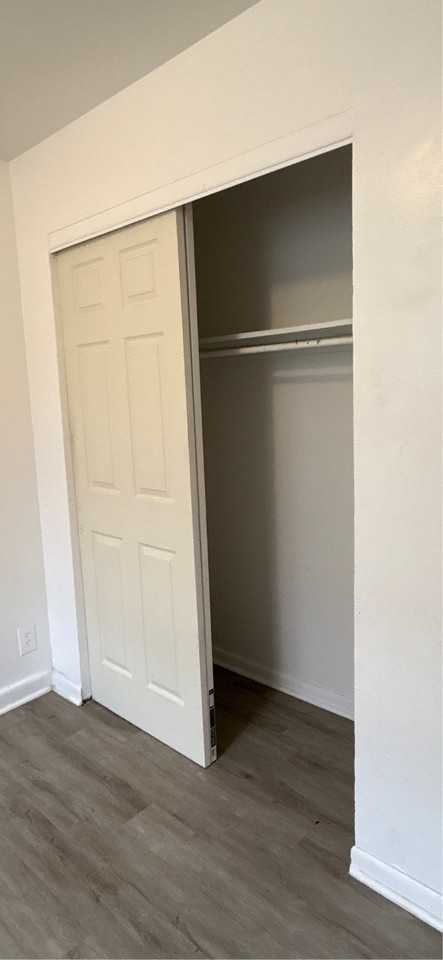 1067 Salem Avenue - Photo 2 of 6