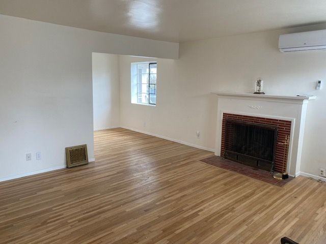 3237 Midvale Ave - Photo 3 of 21