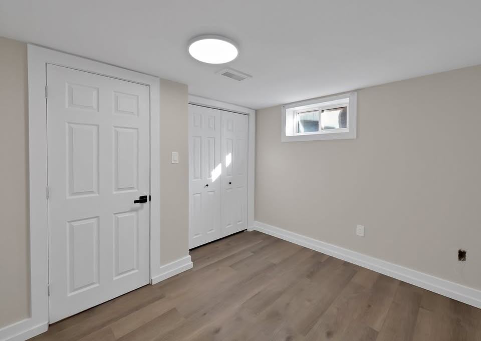 597 Upper Ottawa St #2 - Photo 3 of 8