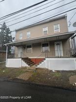 39 Essex Ln - Photo 1 of 1
