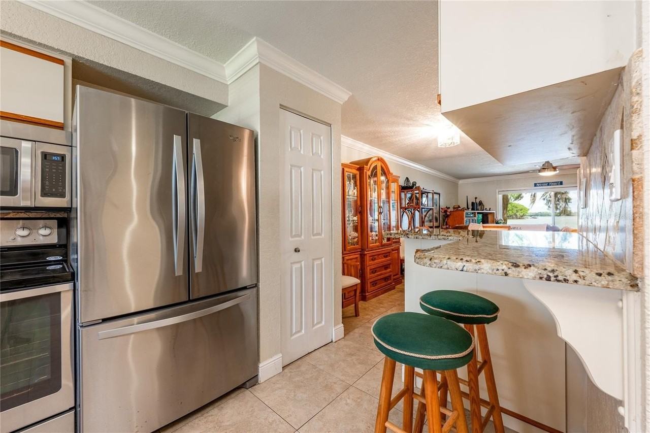 348 Georgetown Dr #348 - Photo 6 of 50