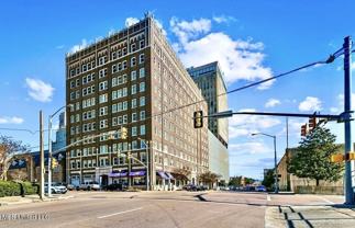 308 E Pearl St #1008 - Photo 1 of 1