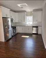 featured image of 279 Ross Ave #4
