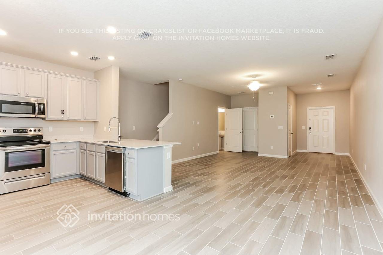 378 Cherry Ridge Dr - Photo 5 of 21