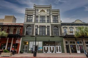 featured image of 2111 Post Office St