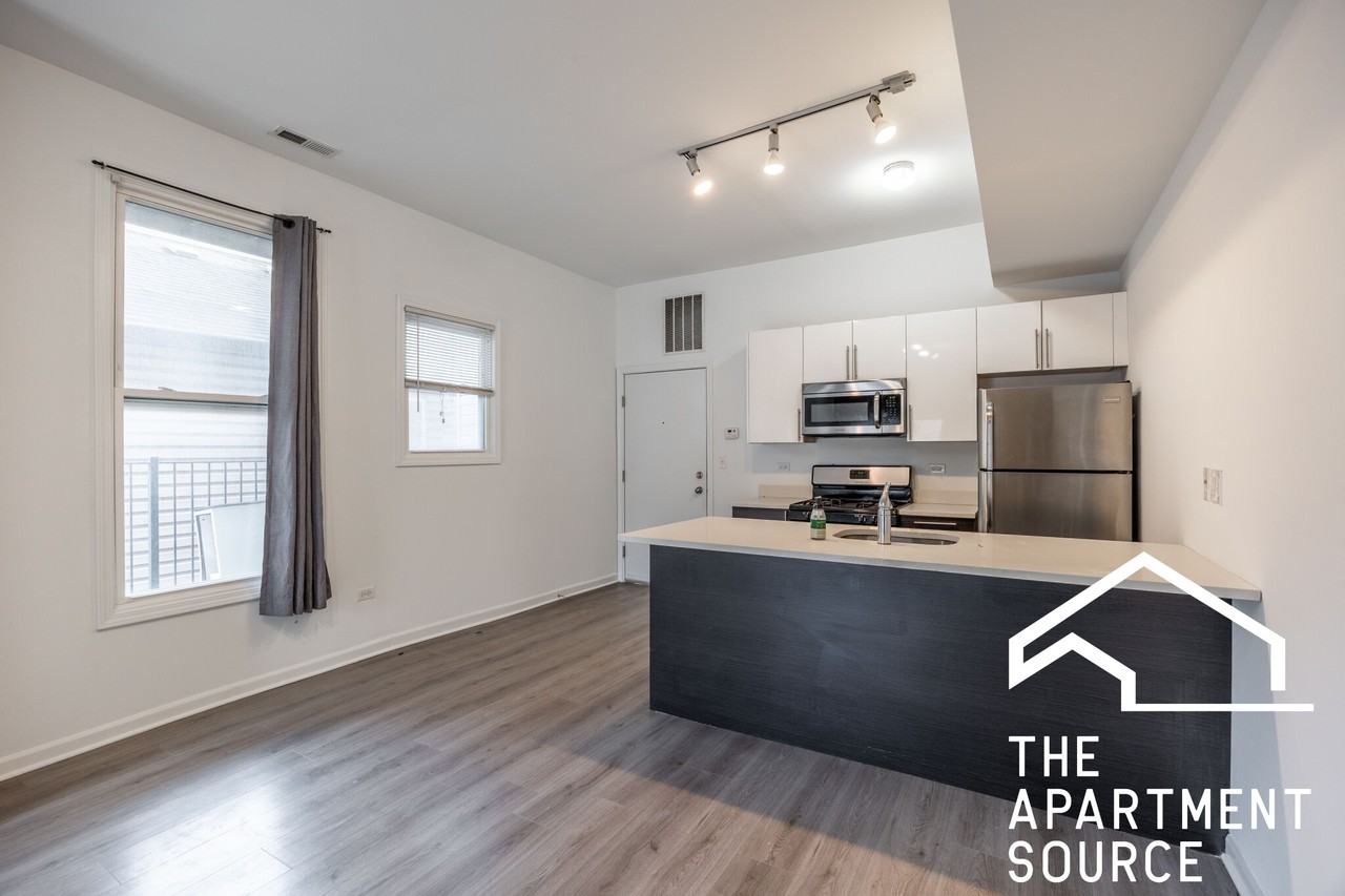 2022 S Throop St #2W - Photo 6 of 19