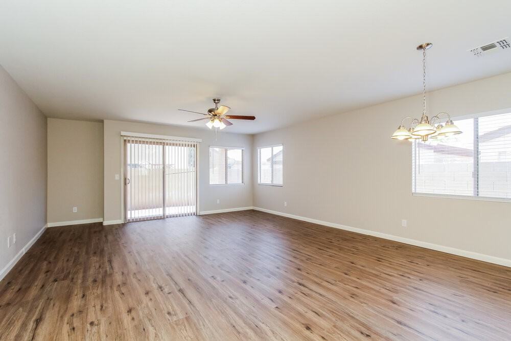 8419 W Veliana Way - Photo 3 of 16