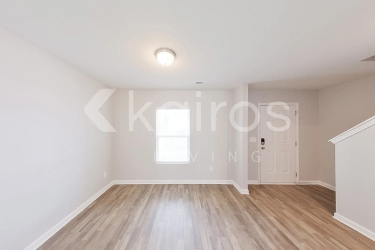 305 E Boulder Rd - Photo 3 of 30