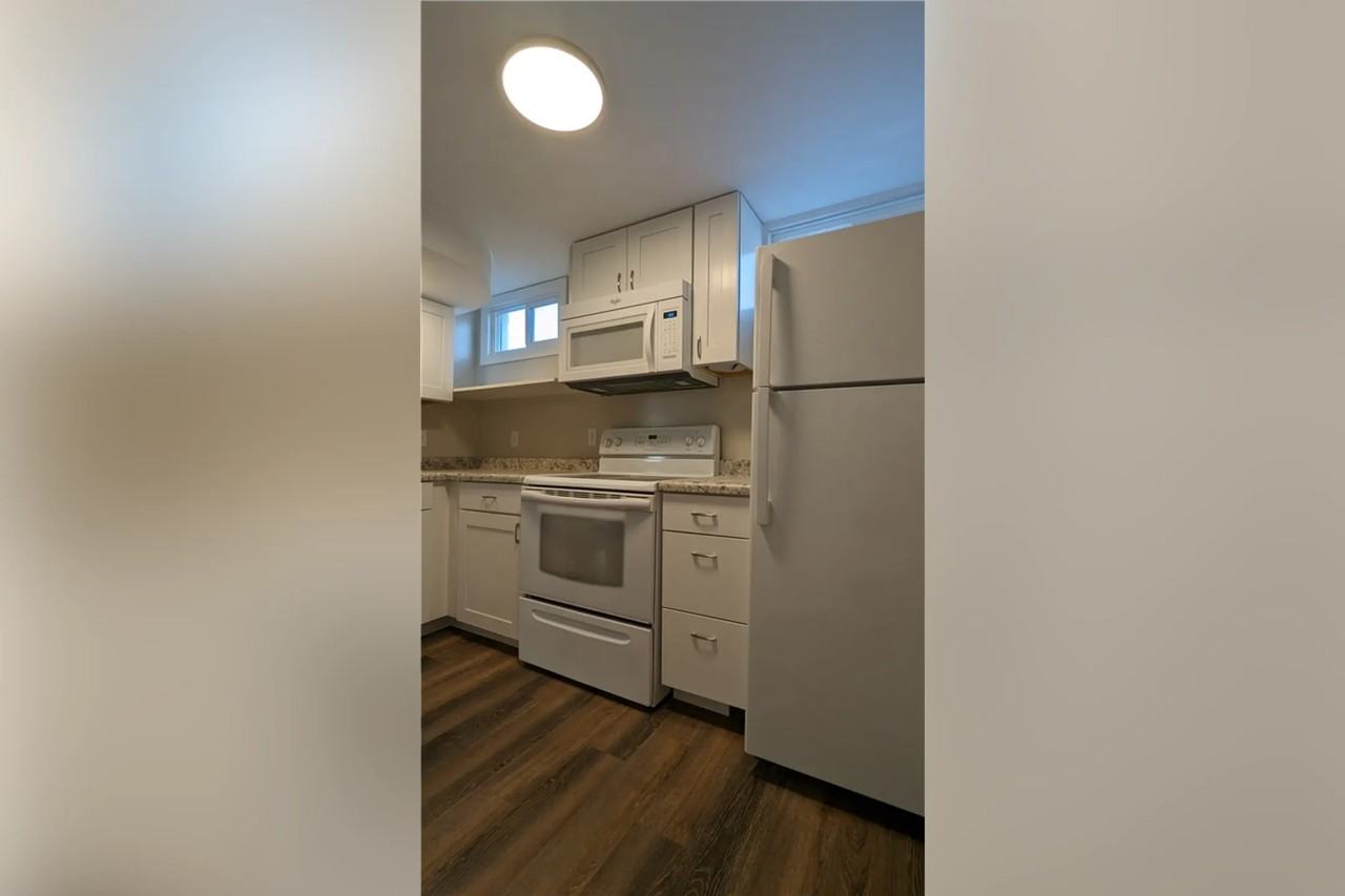 3258 Van Buren Ave - Photo 2 of 19