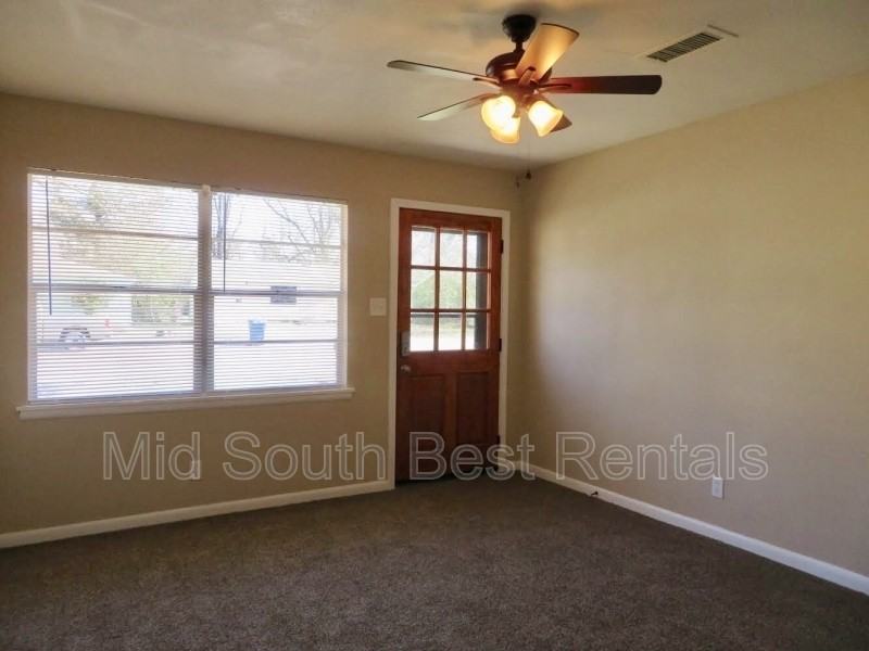 9200 Merrivale Dr - Photo 2 of 8