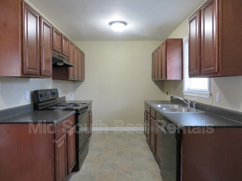 9200 Merrivale Dr - Photo 3 of 8