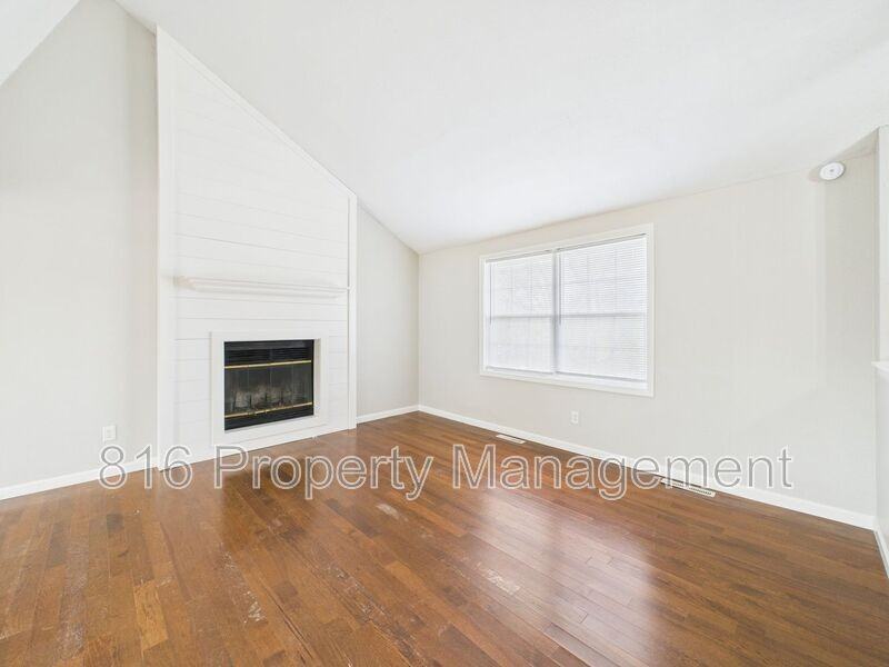 903 Summit Rd - Photo 2 of 36