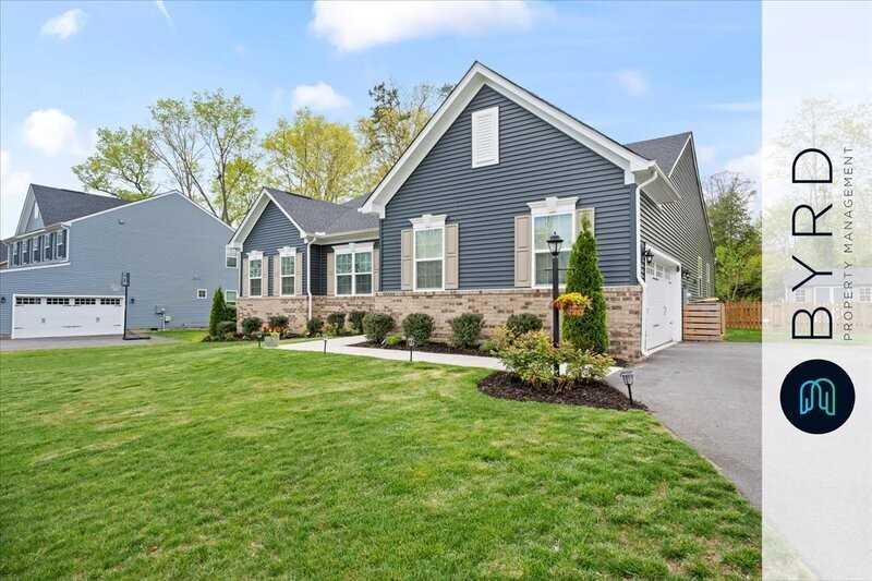 4900 Sir Sagamore Dr - Photo 3 of 33