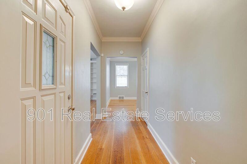 328 Central Cove - Photo 6 of 29