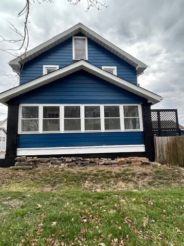 402 Church St - Photo 2 of 20