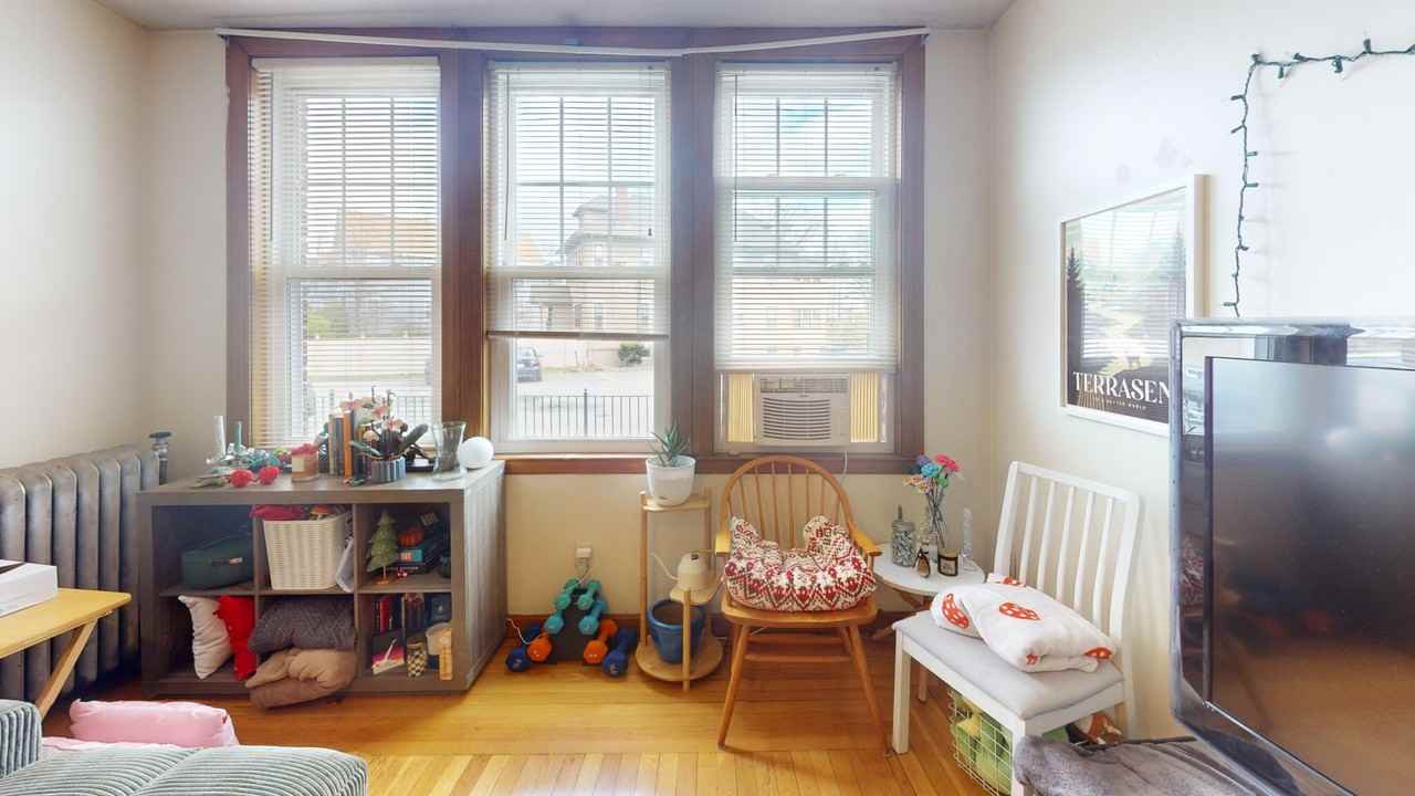 75 Nottinghill Rd #3 - Photo 2 of 8