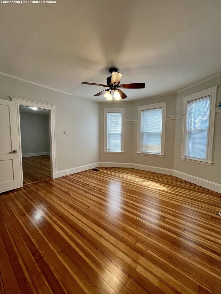 11 Fairbanks St #1 - Photo 3 of 13