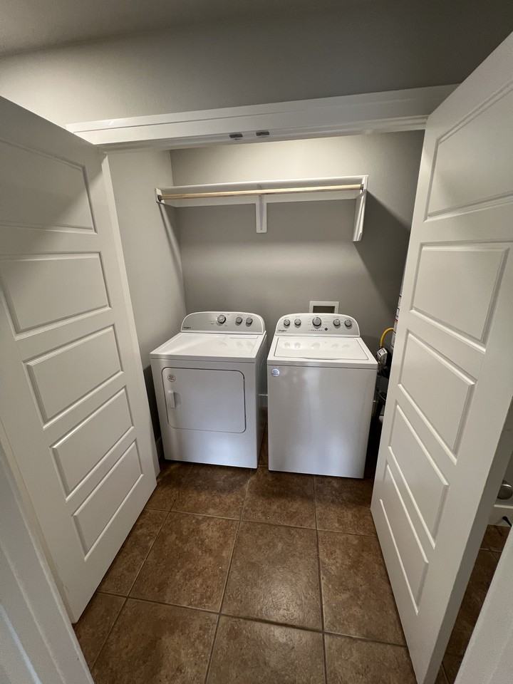 205 E Marietta Ct #NA - Photo 6 of 17