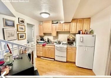 50 N Margin St #B - Photo 4 of 9