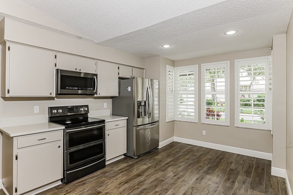 2558 Wrencrest Cir - Photo 6 of 16