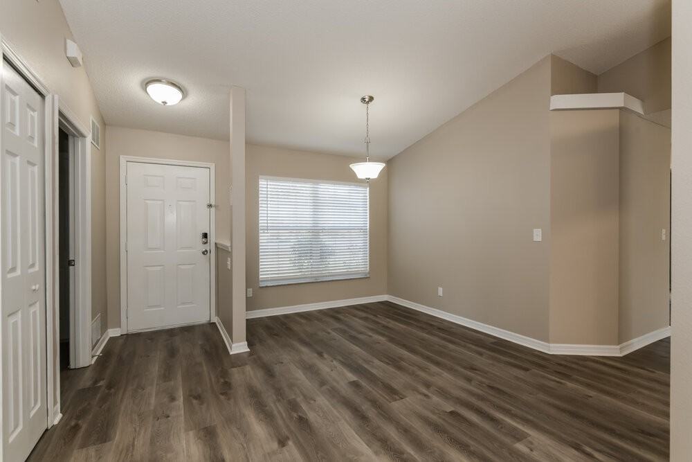 13137 Moonflower Ct - Photo 5 of 16