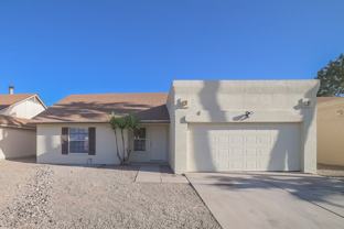 10119 W Windsor Blvd - Photo 1 of 1