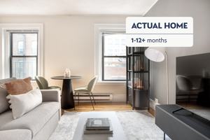 featured image of 230 Newbury St #689